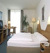 Best Western Hotel Erlangen Exterior photo